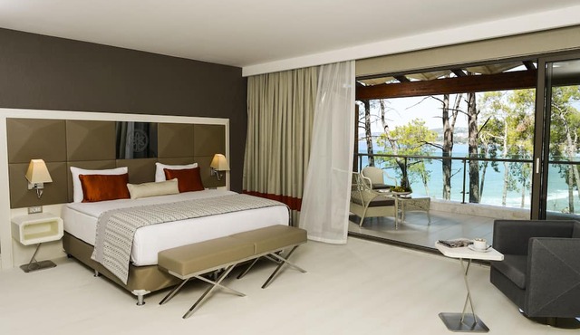 Wome Prime Hotel - Halal