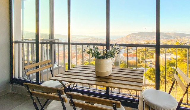Flat with Balcony 5 min to Cesme Marina