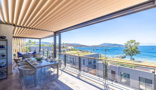 5 Star Resort 4+1 Flat with Private Beach in Mugla