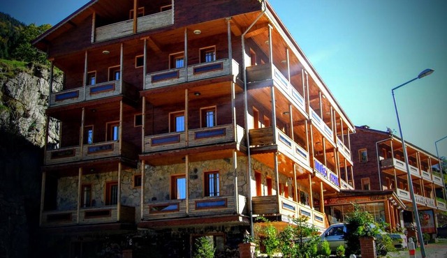 Meric Hotel