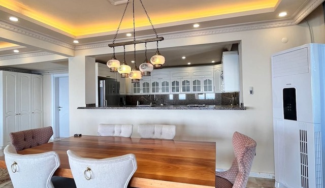 Unique villa with unique sea view away from the stress of the city in Istanbul