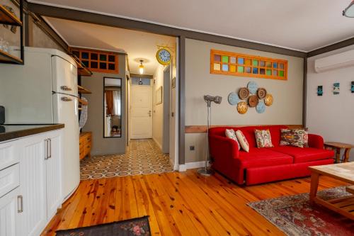 Premium Sea View 2-Bedroom Suite in a New Managed Aparthotel in Istanbul