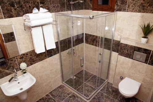 FAVORİTE Hotel