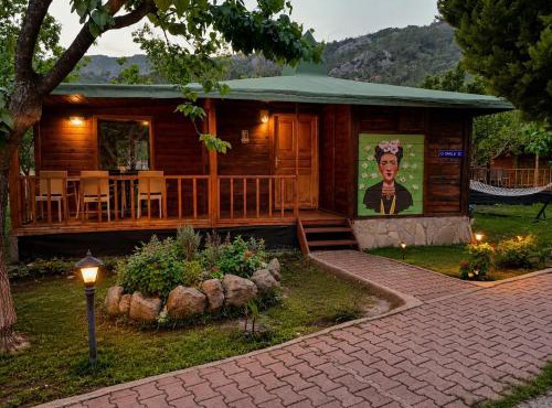 Çıralı Likya Yanartaş Bungalow