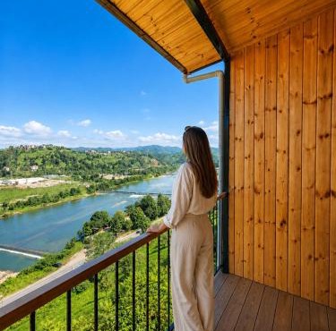 Aurora Suit Bungalov