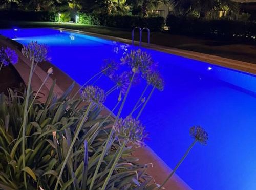 850m to the sea, Detached House with Pool, Shopping Mall in Front in Kuşadası