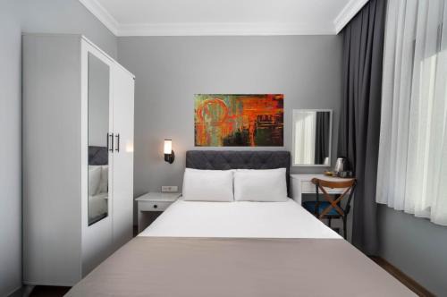 Crown Dream İstanbul Hotel