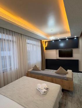 Perla Suites ADA PALACE