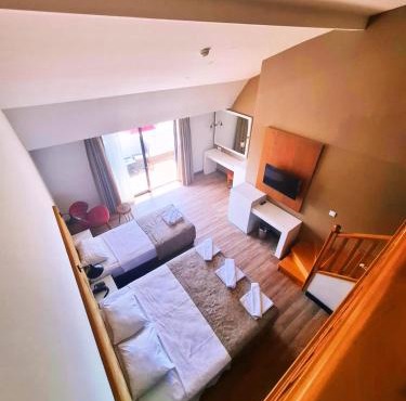 Sey Beach Hotel & Spa