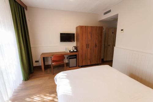 TUNA OTEL