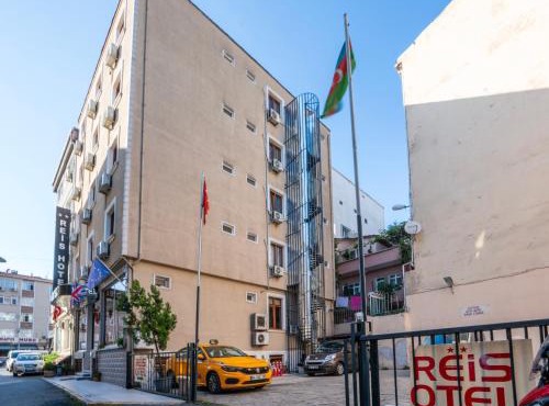 Grand Reis Hotel