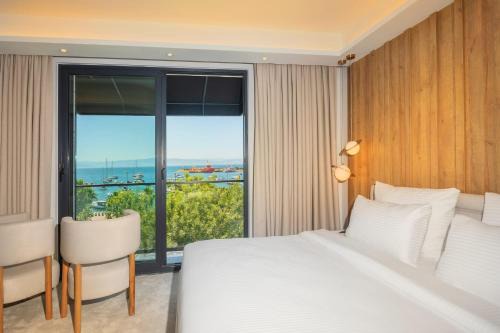 Premier Lounge Hotel