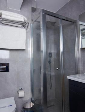 Zulu Suites