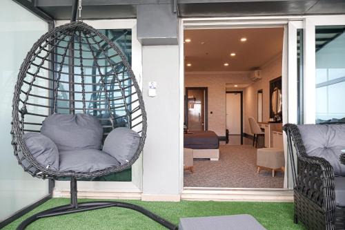 Home Plus Hotel