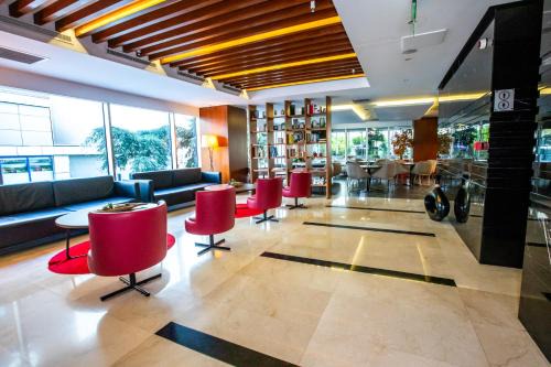 Ramada Encore Istanbul Kartal