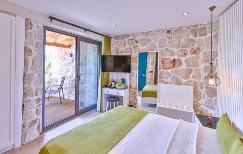 Jasmine Otel