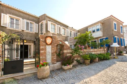 Alacati Kostem Hotel - Special Category in Alaçatı