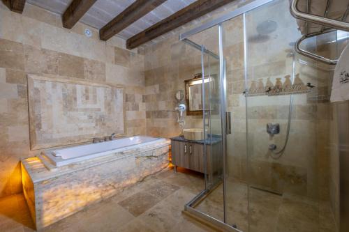 Underground Cave Suites Hotel