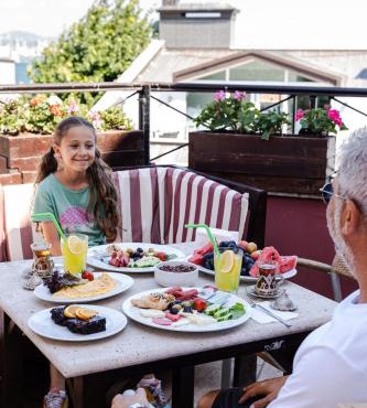 Şebnem Hotel in Istanbul