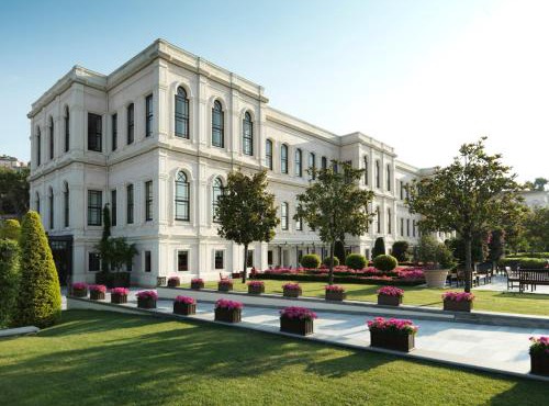 Four Seasons Hotel Istanbul at the Bosphorus in Istanbul