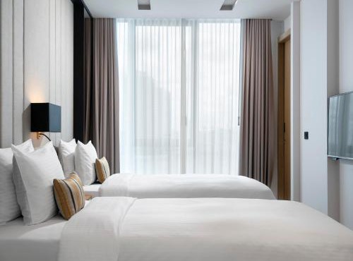 Centro Westside by Rotana
