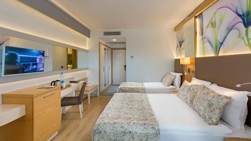 Glamour Resort & SPA in Side