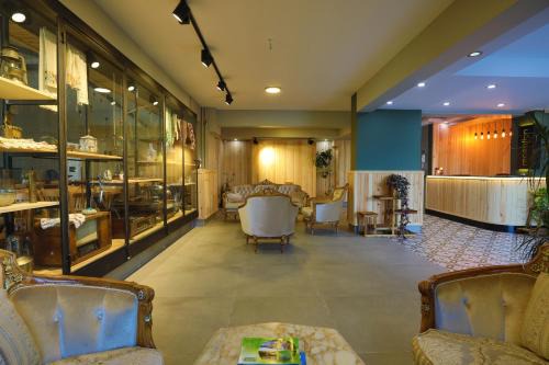 Kayi Hotel 